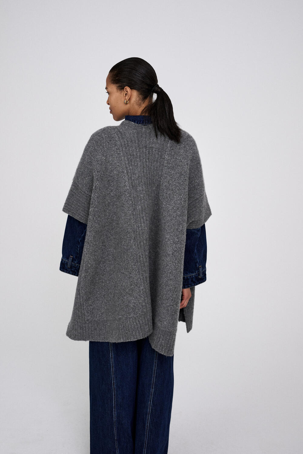 Dorris poncho, onesize - Grey Mel